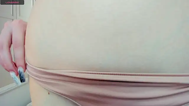 LavenderMitten webcam