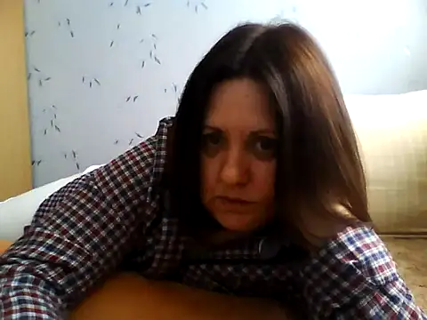 LockyCharm111 webcam