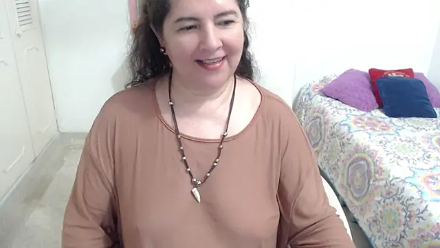 leonela_69 webcam