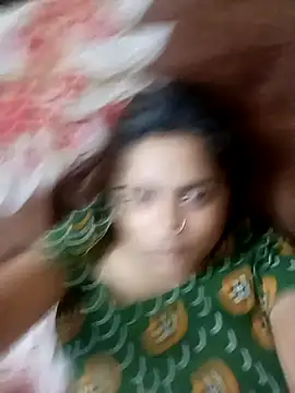 Trisha_71 webcam