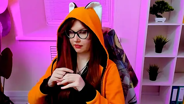 CarolGiggly webcam