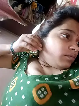 Trisha_71 webcam