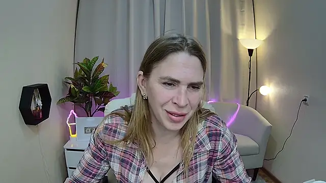 TessaDaybreak webcam