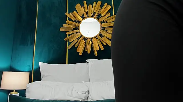 MonaRicci webcam
