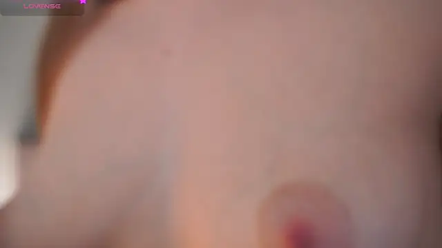 YvetteMilbrett webcam