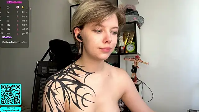 MadalynNosel webcam