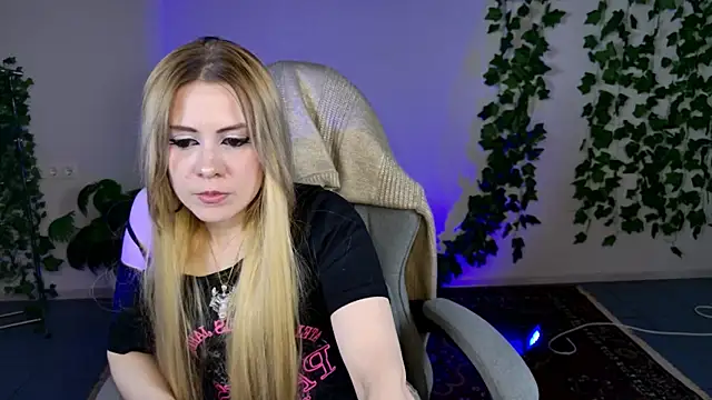Kumiho_7777 webcam