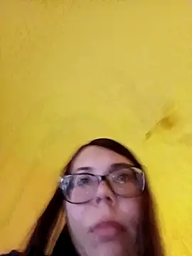 Kira_Stoorm webcam