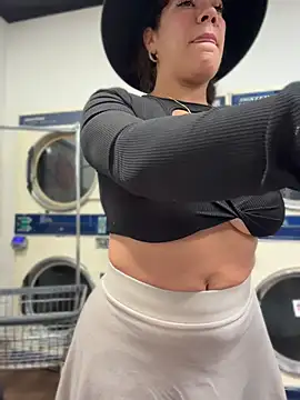 Bigbuttbrooklynn webcam