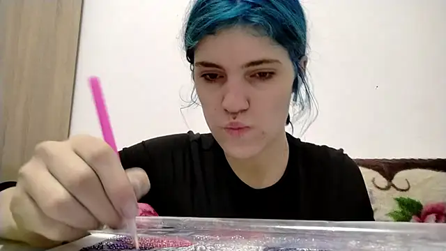 GrungyWhimsy webcam