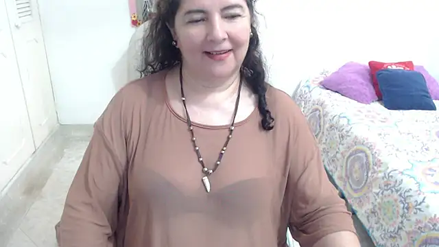leonela_69 webcam