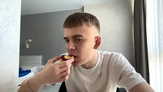SoloFury webcam