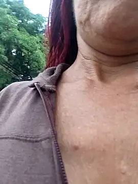 Allyson_Mature