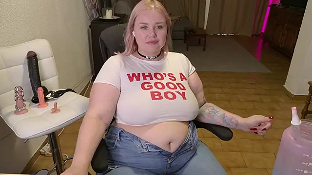 MargotGrey webcam