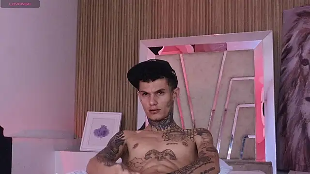 paulo_527 (M young) - show my hard dick + stroke
