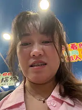 Molly-xiao webcam