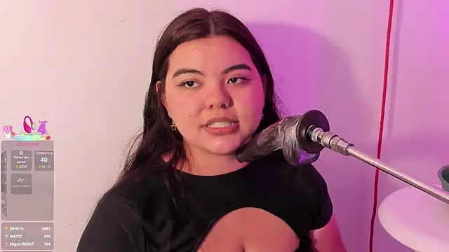 klhoe_boobs live sex cam