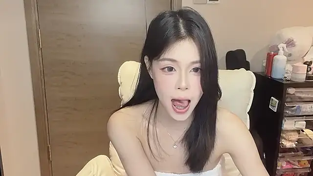 Koi-00 webcam