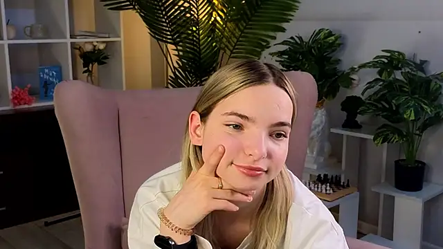RosannPritchard webcam