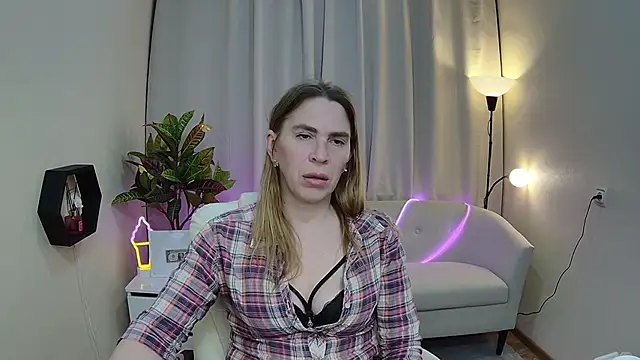 TessaDaybreak webcam