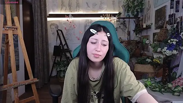 EffieMeowley webcam