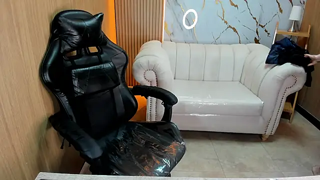 Amara_tf webcam