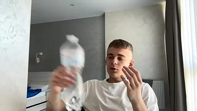 SoloFury webcam