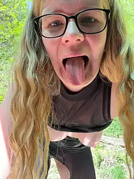 Bikergirl_97 webcam