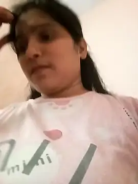 Ritika_singh71 webcam