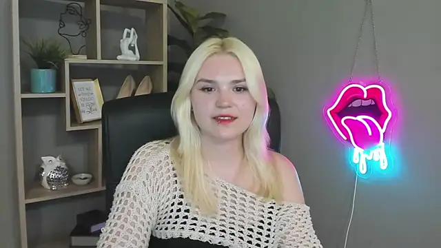 SweetLilyxo webcam