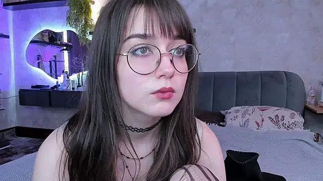 LaelIvie webcam