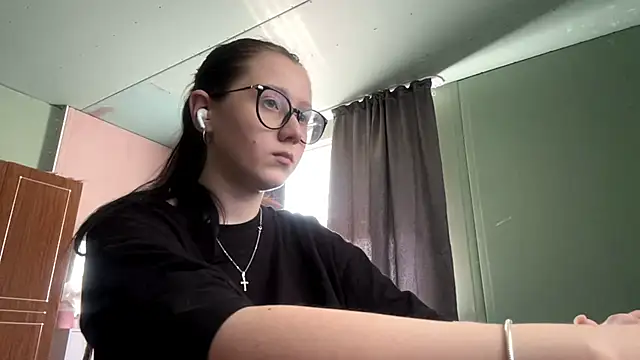 AdelleBaggenstoss webcam