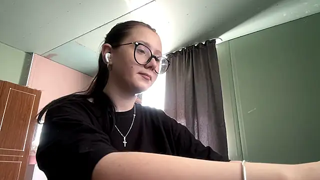 AdelleBaggenstoss webcam