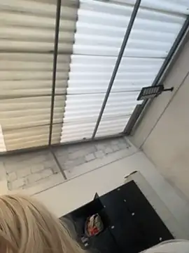 lya_nekko_ webcam