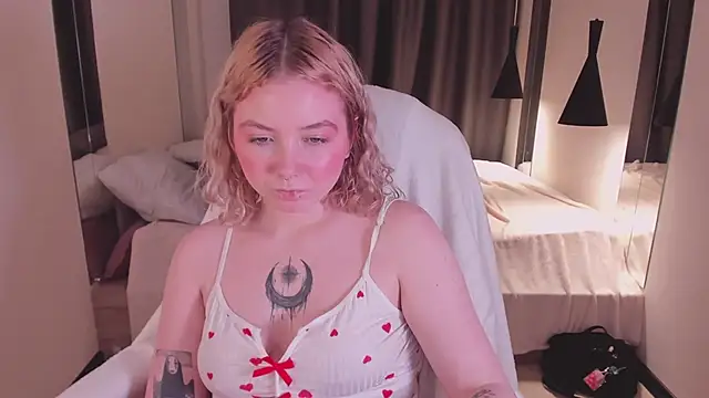 LycorisRed webcam