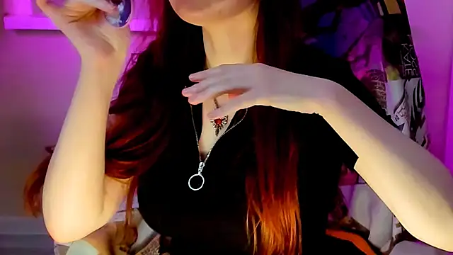 CarolGiggly webcam