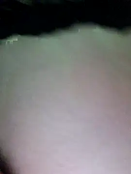 Priya_Bong webcam