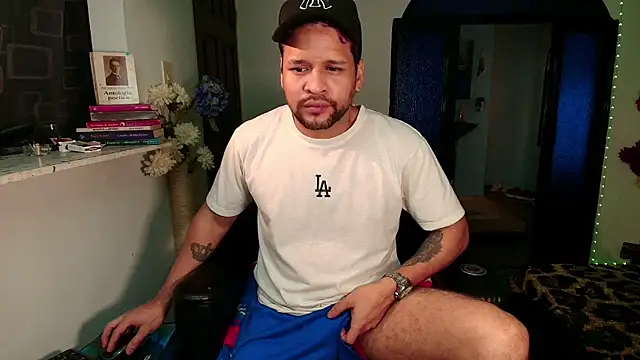 LucasGaeel webcam