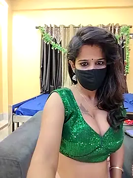 tinaa_baby (F young) - Boobs oiling