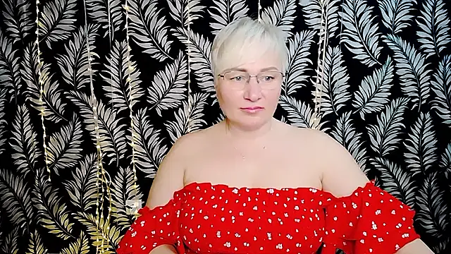 Olivia_playful webcam