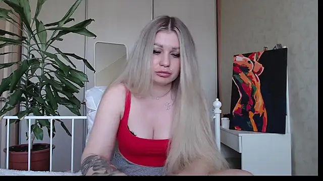 ShyEvaa webcam