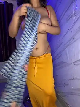 Ms_Divya webcam