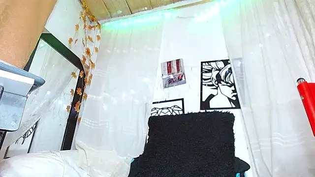 angel_bonbom webcam