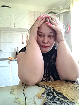 AriannaMilf webcam