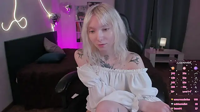 tattoo_art_baby webcam