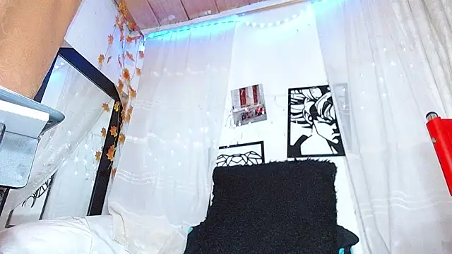 angel_bonbom webcam