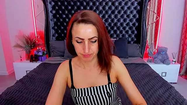 Rebecca_Diamond webcam