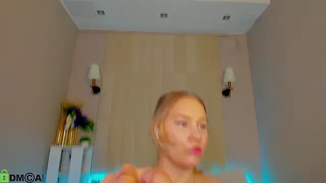 Vanessa_Harr1s webcam