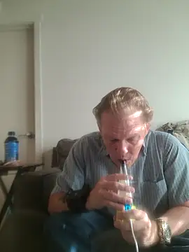 yourMasterisBored webcam