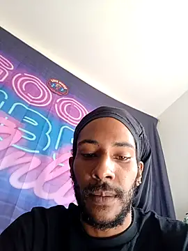 Mikaaa97 webcam